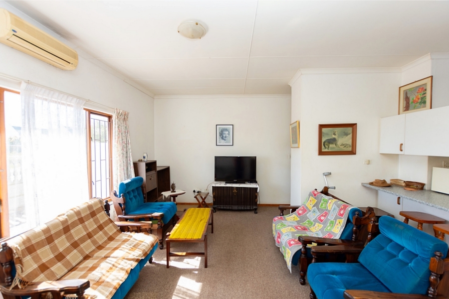 2 Bedroom Property for Sale in Laaiplek Western Cape